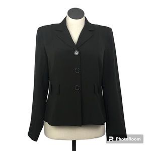 T. Milano 3 Button Blazer Women’s Size 12 Color Brown long sleeve collared neck